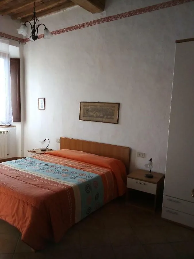 Zimmer Il Castello Lucca